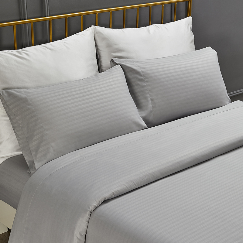 Super Soft Striped Sheet Set 4 pieces set include 1pc fitted sheet 1pc flat sheet 2pc pillowcases