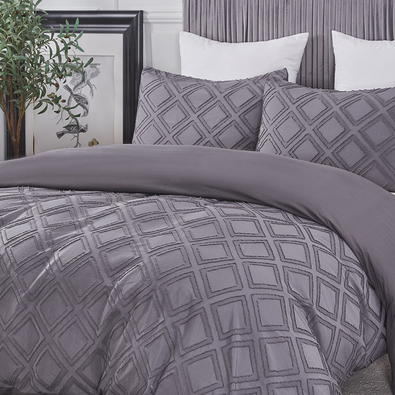 3 Piece Queen Bed Set All Season Luxury Breathable Microfiber Bedding Collection Cozy Comforter Set Soft Washable Geometric Pattern Grey Tufted with Shams