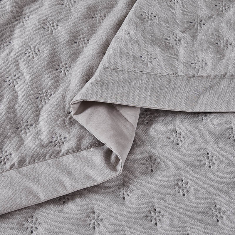 3pc Ultrasonic Embossed Solid Microfiber  Quilt Sets