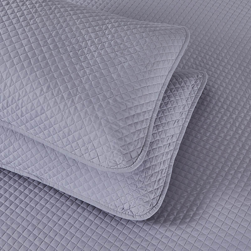 Solid color Light Grey Microfiber 3 Piece Coverlet Set Ultra Soft Luxurious Lightweight All Season Diamond Stitched