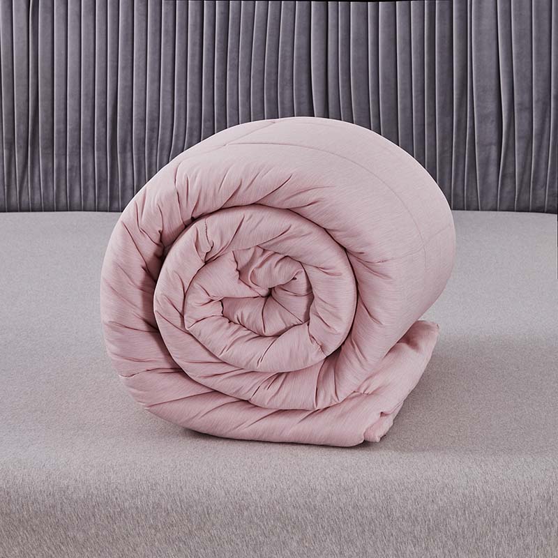 Customized dyed brushed down alternative quilted comforter microfiber