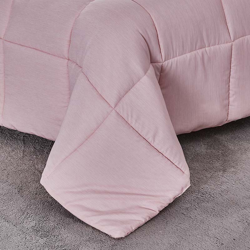 Customized dyed brushed down alternative quilted comforter microfiber