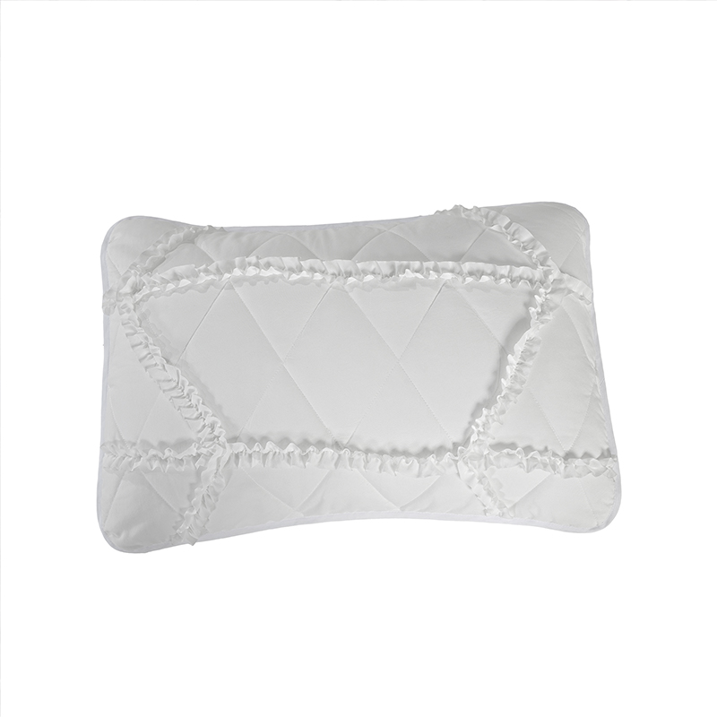 Thin lightweight lace ruffled quilt bedspread microfiber polyester coverlets